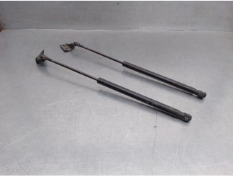 Replacement trunk / tailgate shock absorbers for Volvo XC90 2.5 20V Turbo CAT OEM IAM reference 30634580 31218511 