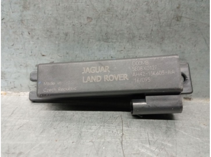 Recambio de antena para jaguar f-pace (x761) 2.0 td4 referencia OEM IAM AH4215K603AA 5E08X0127 