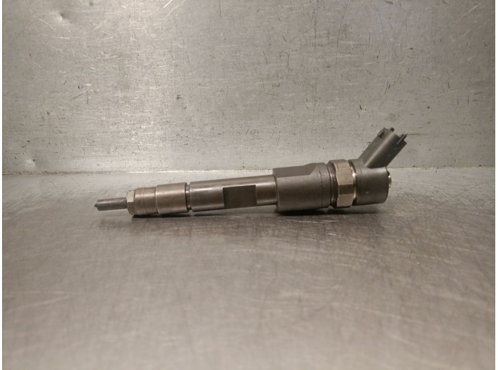 Recambio de inyector para renault scenic ii grand dynamique referencia OEM IAM 0445110280  