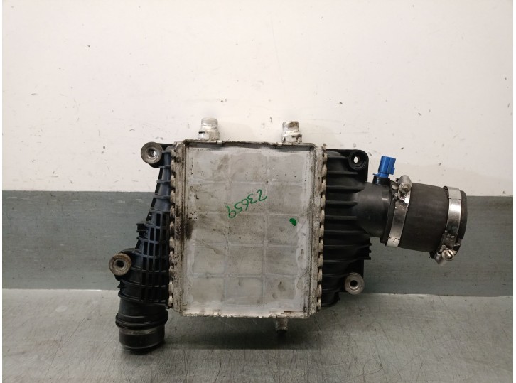 Recambio de intercooler para jaguar f-pace (x761) 2.0 td4 referencia OEM IAM GX736K775AC TLX1026 