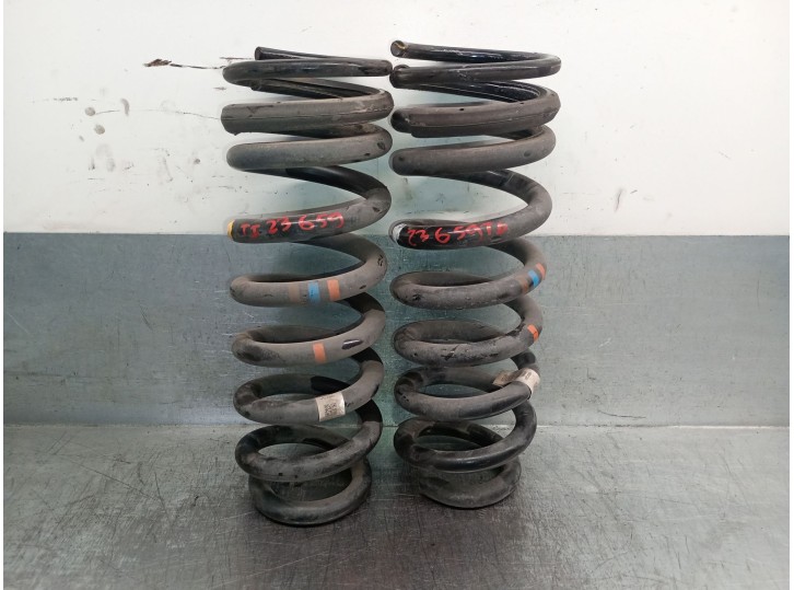 Recambio de muelle amortiguacion para jaguar f-pace (x761) 2.0 td4 referencia OEM IAM T4A13129 T4A13129 