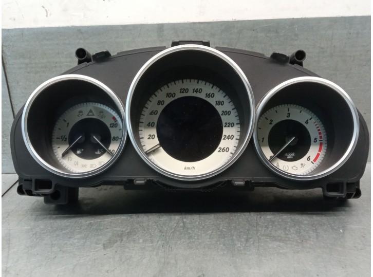 Recambio de cuadro instrumentos para mercedes-benz clase e (w212) e 350 bluetec referencia OEM IAM A2129000825 A2129000825 A2C87