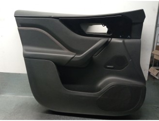 Recambio de guarnecido puerta delantera izquierda para jaguar f-pace (x761) 2.0 td4 referencia OEM IAM HK8323943CA T4A8069 