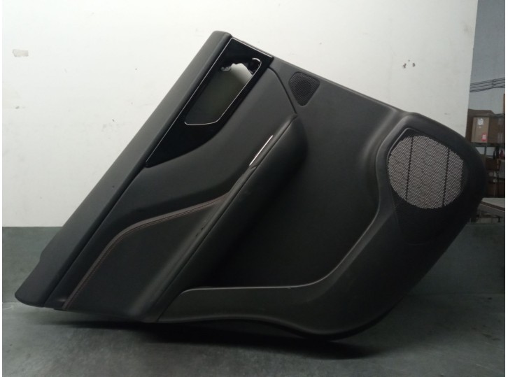 Recambio de guarnecido puerta trasera izquierda para jaguar f-pace (x761) 2.0 td4 referencia OEM IAM HK8325467AA T4A8071 