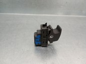 Replacement front right window lift switch for Volkswagen Passat Variant (3G5) 2.0 TDI OEM IAM reference 5G0959855H 5G095