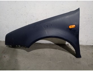 Recambio de aleta delantera izquierda para volkswagen golf iv berlina (1j1) básico referencia OEM IAM 1J0821021  1J0821021