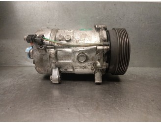 Recambio de compresor aire acondicionado para volkswagen golf iv berlina (1j1) básico referencia OEM IAM 1J0820803A 1J0820805 SD