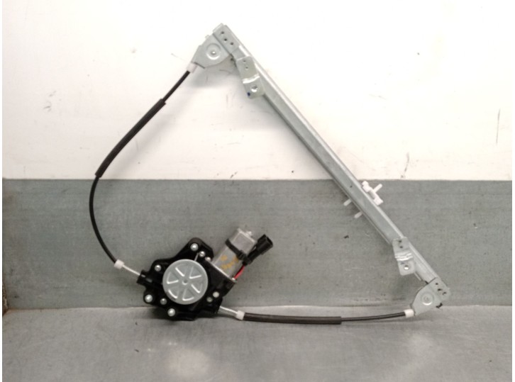 Recambio de elevalunas delantero izquierdo para fiat panda (169) 1.2 cat referencia OEM IAM 51846385 51846385 DOGA