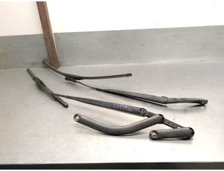 Recambio de brazo limpia delantero derecho para renault scenic ii dci diesel referencia OEM IAM 8200466006 7701061770 