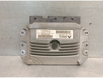 Recambio de centralita motor uce para renault megane ii classic berlina 1.6 16v referencia OEM IAM 8200387138  215842882A SAGEM