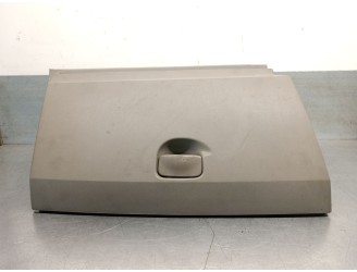 Recambio de guantera para renault megane ii classic berlina 1.6 16v referencia OEM IAM 8200179946 8200179946 