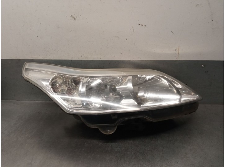Recambio de faro derecho para citroën c4 berlina 1.4 16v referencia OEM IAM 9646893880 6206L4 