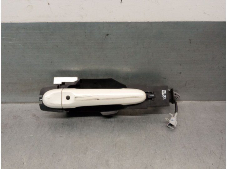 Recambio de maneta exterior delantera derecha para nissan juke (f15) 1.6 referencia OEM IAM 806B01KK0D 806B01KK0D 