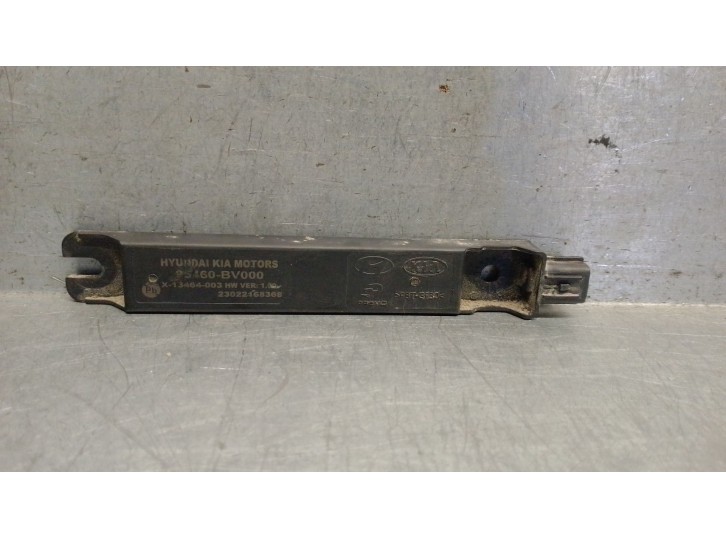 Recambio de antena para kia ev6 cv/ f5e22 / e11b11 referencia OEM IAM 95460BV000 2302216836B