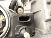 Recambio de faro derecho para hyundai lantra berlina (rd) 1.9 diesel cat referencia OEM IAM M9615VM 