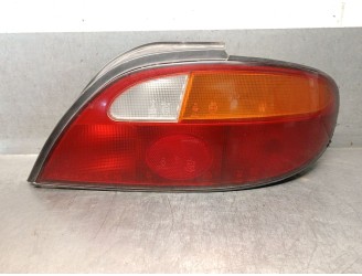 Recambio de piloto trasero derecho para hyundai lantra berlina (rd) 1.9 diesel cat referencia OEM IAM M9615VM  