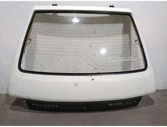 Recambio de porton trasero para peugeot 205 berlina 1.8 diesel referencia OEM IAM 161A  