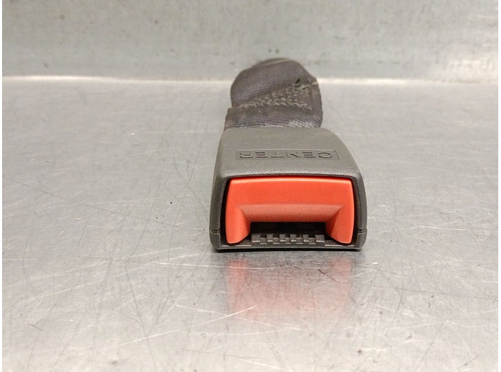 Recambio de enganche cinturon para lancia lancia y 1.2 cat referencia OEM IAM 720000635 720000635 