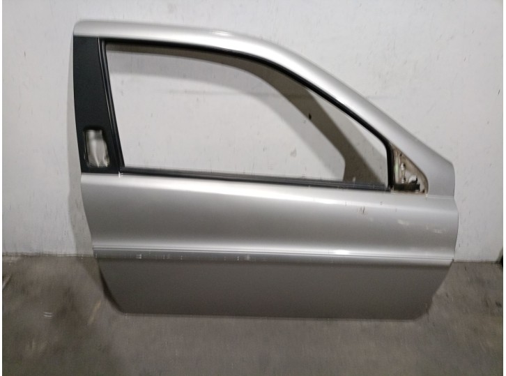 Recambio de puerta delantera derecha para lancia lancia y 1.2 cat referencia OEM IAM 46788935  46788935