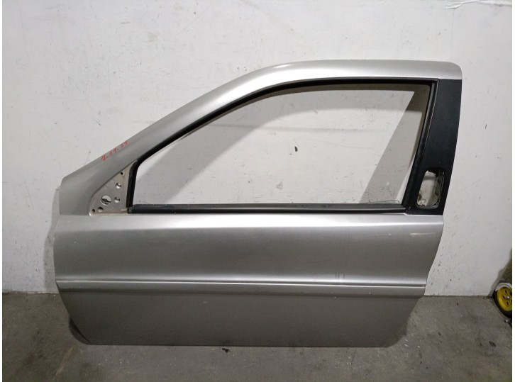 Recambio de puerta delantera izquierda para lancia lancia y 1.2 cat referencia OEM IAM 46788936  46788936