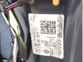Replacement left front seat for Volkswagen Passat Variant (3G5) 2.0 TDI OEM IAM reference 5Q4881105M 