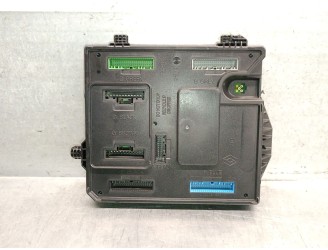 Recambio de caja reles / fusibles para renault grand scénic iii (jz0/1_) 1.5 dci referencia OEM IAM 284B13640R S180098201 CONTI