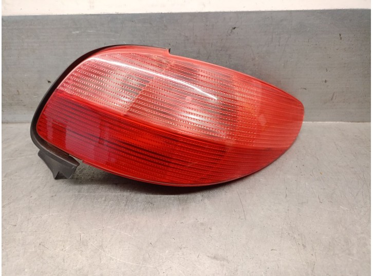 Recambio de piloto trasero derecho para peugeot 206 cc cc referencia OEM IAM 6351N7 6351N7 