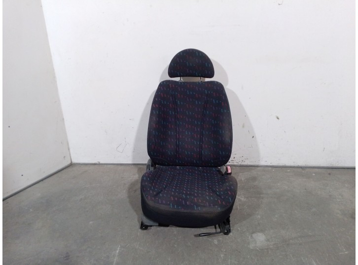 Replacement right front seat for Hyundai Lantra Saloon (RD) 1.9 Diesel CAT OEM IAM reference DJY 