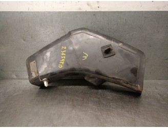 Recambio de molduras traseras para jaguar f-pace (x761) 2.0 td4 referencia OEM IAM HK8328661AD T4A13142 