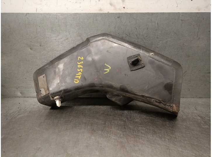 Recambio de molduras traseras para jaguar f-pace (x761) 2.0 td4 referencia OEM IAM HK8328661AD T4A13142 