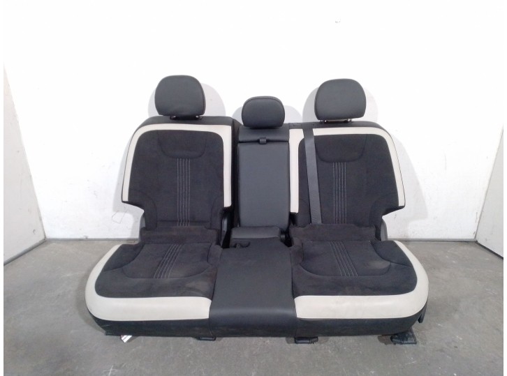 Replacement rear seats for Kia EV6 CV/ F5E22 / E11B11 OEM IAM reference 89100CV170CWW 89100CV170CWW 