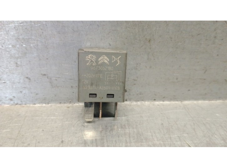 Recambio de rele para peugeot expert furgoneta (v_) 2.0 bluehdi 150 referencia OEM IAM 9673062180 