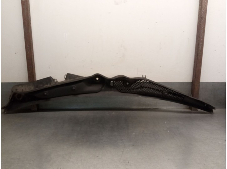 Recambio de torpedo para mercedes-benz clase e (w212) e 350 bluetec referencia OEM IAM A2128301213 A2128301213 