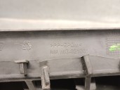 Recambio de rejilla paragolpes izquierda para renault megane ii classic berlina 1.6 16v referencia OEM IAM MG02100 7701474478 