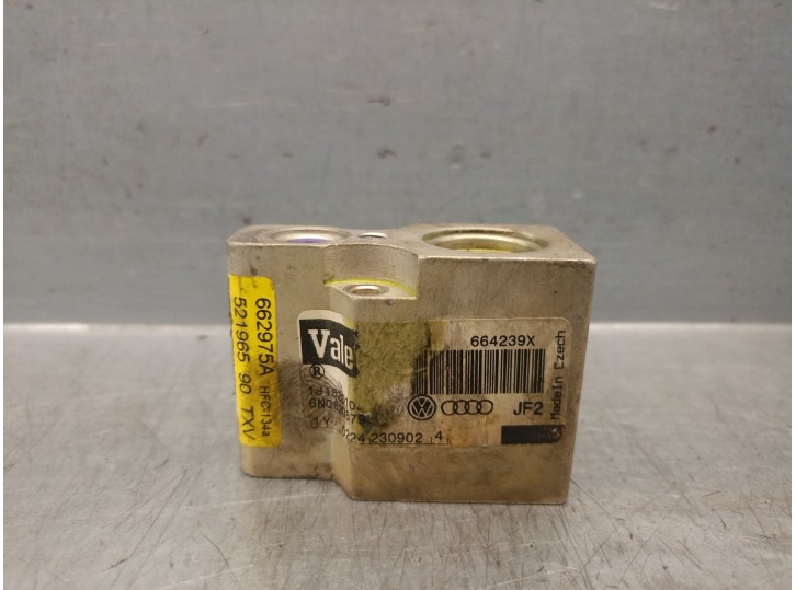 Recambio de valvula expansion para audi a3 (8l) 1.9 tdi referencia OEM IAM 1J1820103 6N0820679C 664239X VALEO