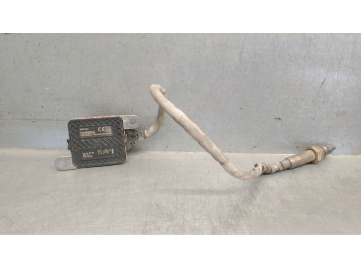Replacement lambda sensor for Peugeot Expert Van (V_) 2.0 BlueHDi 150 OEM IAM reference 9821121180 9821121180 A3C04023800