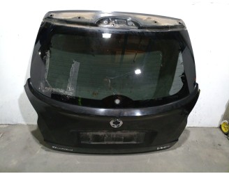 Recambio de porton trasero para ssangyong korando (ck) 2.0 e-xdi referencia OEM IAM 