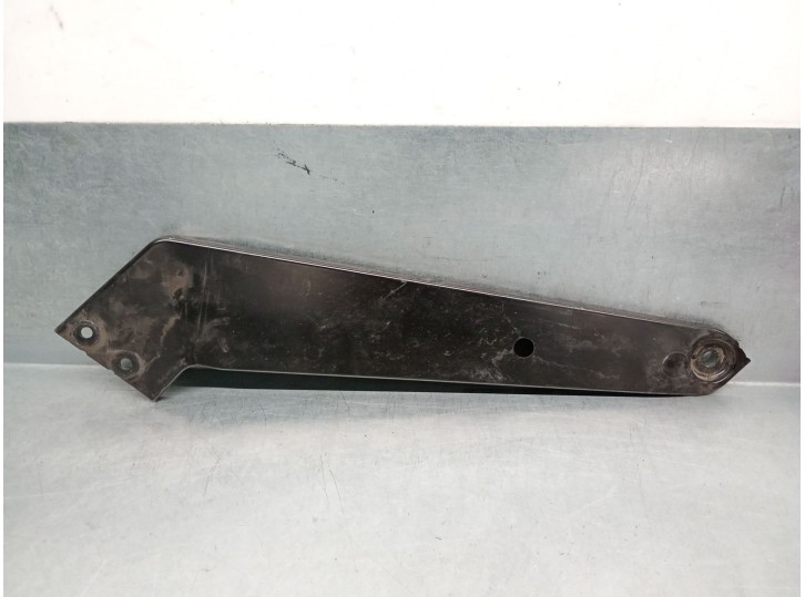 Replacement right headlight bracket for Volkswagen Passat Variant (3G5) 2.0 TDI OEM IAM reference 3G0805932 3G0805932