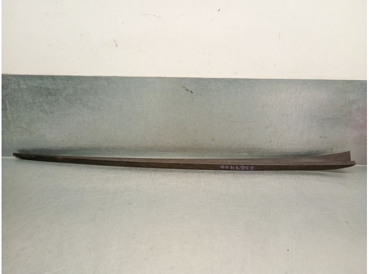 Recambio de molduras delanteras para volkswagen passat variant (3g5) 2.0 tdi referencia OEM IAM 3G0854328 3G0854328