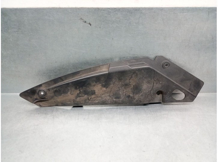 Recambio de moldura para volkswagen passat variant (3g5) 2.0 tdi referencia OEM IAM 3G0998120A  3G0998120A