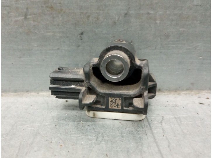 Recambio de sensor para nissan juke (f15) 1.6 referencia OEM IAM 985813JA0A 985813JA0A 