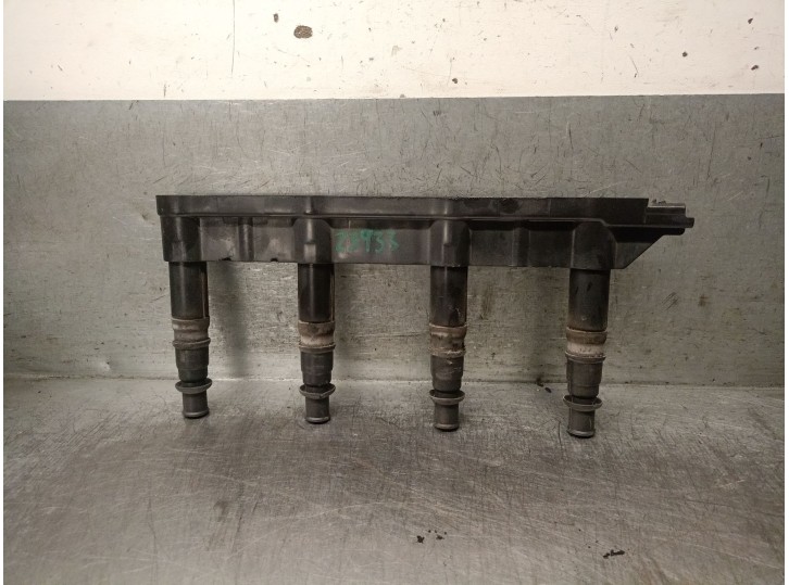 Recambio de rampa inyectora para citroën c4 berlina 1.4 16v referencia OEM IAM 198540 198540 