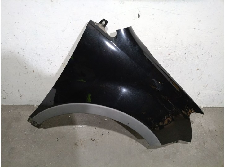 Recambio de aleta delantera derecha para ssangyong korando (ck) 2.0 e-xdi referencia OEM IAM 671950 