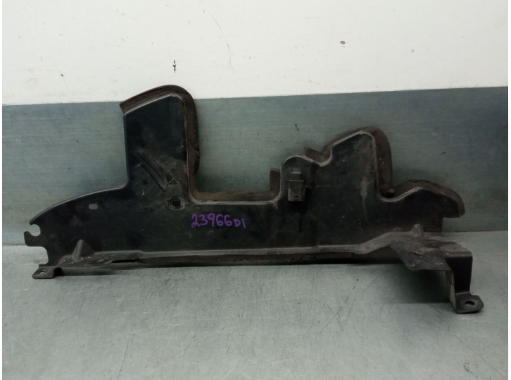 Recambio de molduras delanteras para nissan juke (f15) 1.6 referencia OEM IAM 62823BV80A 62823BV80A 