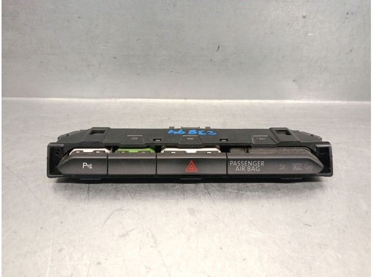Replacement multifunction switch for Volkswagen Passat Variant (3G5) 2.0 TDI OEM IAM reference 3G1853770A 3G0927132A