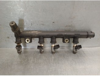 Recambio de rampa inyectora para lancia lancia y 1.2 cat referencia OEM IAM 55183532 55183532 