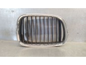 Recambio de rejilla delantera para bmw serie 5 berlina (e39) 530d referencia OEM IAM 81593140 51137005838 