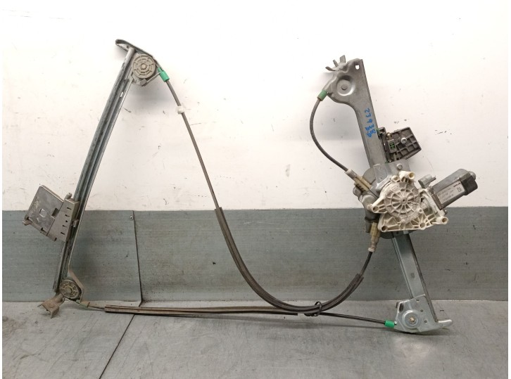 Recambio de elevalunas delantero derecho para peugeot 206 cc cc referencia OEM IAM 9636627580 9222Y2 1824105360 BROSE