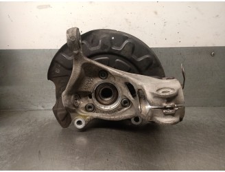 Replacement front left steering knuckle for Volkswagen Passat Variant (3G5) 2.0 TDI OEM IAM reference 5Q0407257A 5Q0407257A 