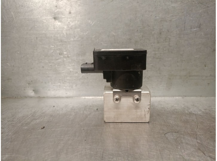 Replacement valve for Kia EV6 CV/ F5E22 / E11B11 OEM IAM reference 97725CV000 97725CV000 